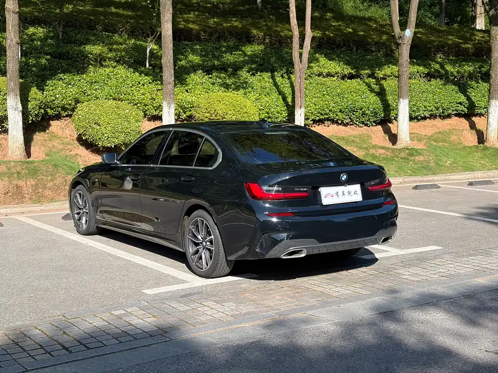 BMW 3 Series 2021