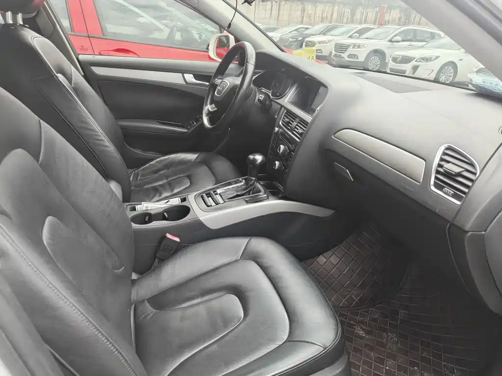 Audi A4L 2014