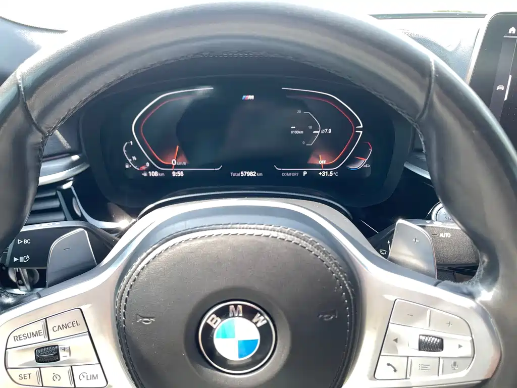 BMW 5 Series 2023 — фото 9