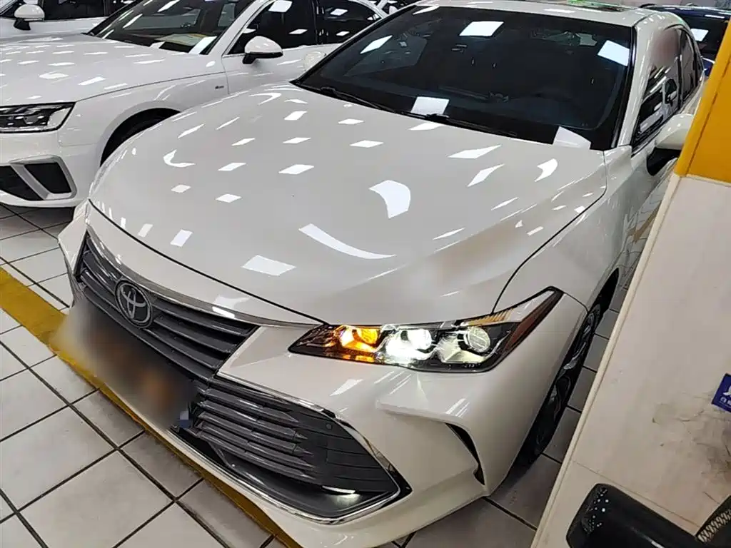Toyota Avalon 2020 — фото 2