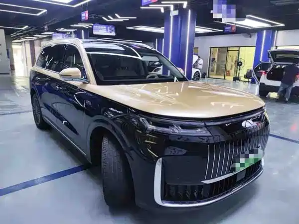 Chery Fengyun T11 2026