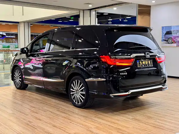 Honda Elysion 2023