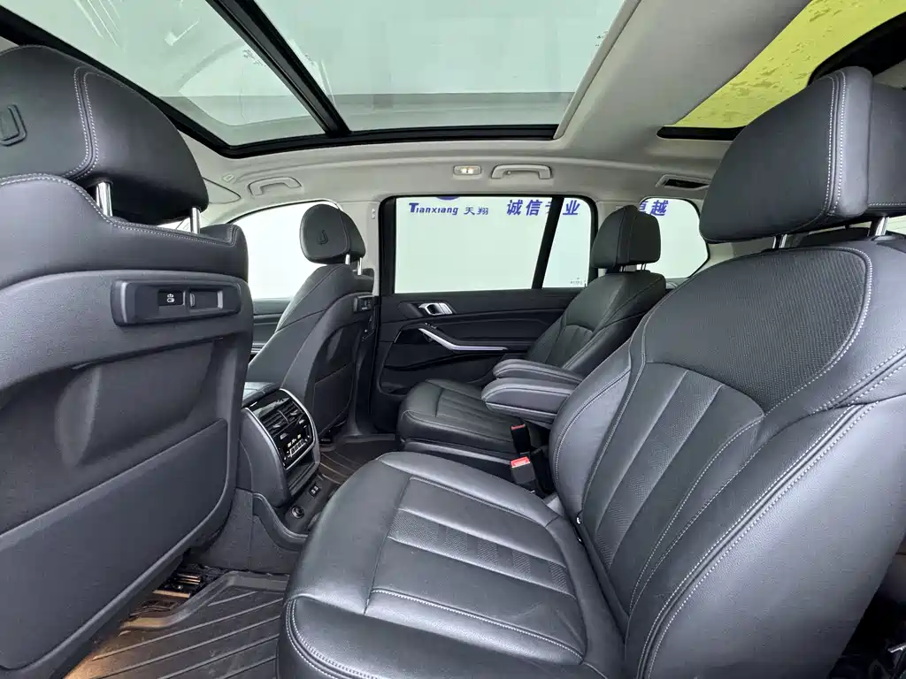 BMW X7 2022 — фото 12