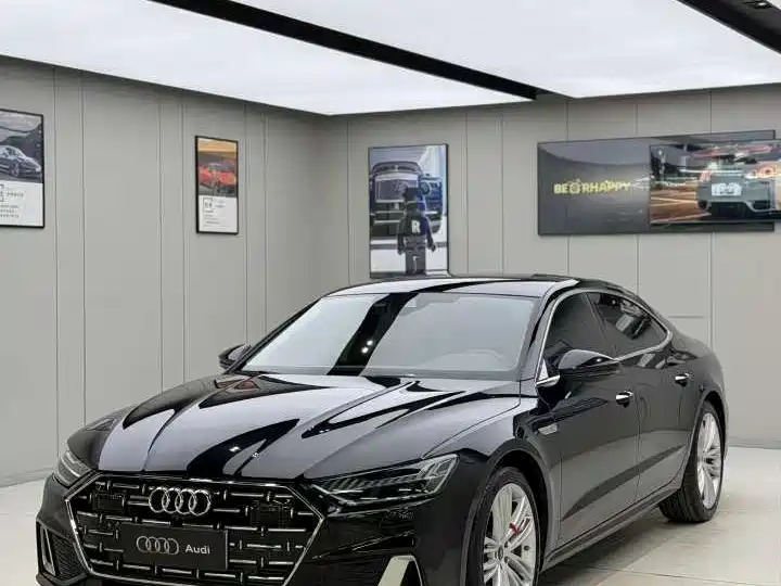 Audi A7L 2024 — фото 1
