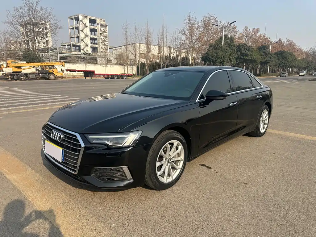 Audi A6L 2020 — фото 1