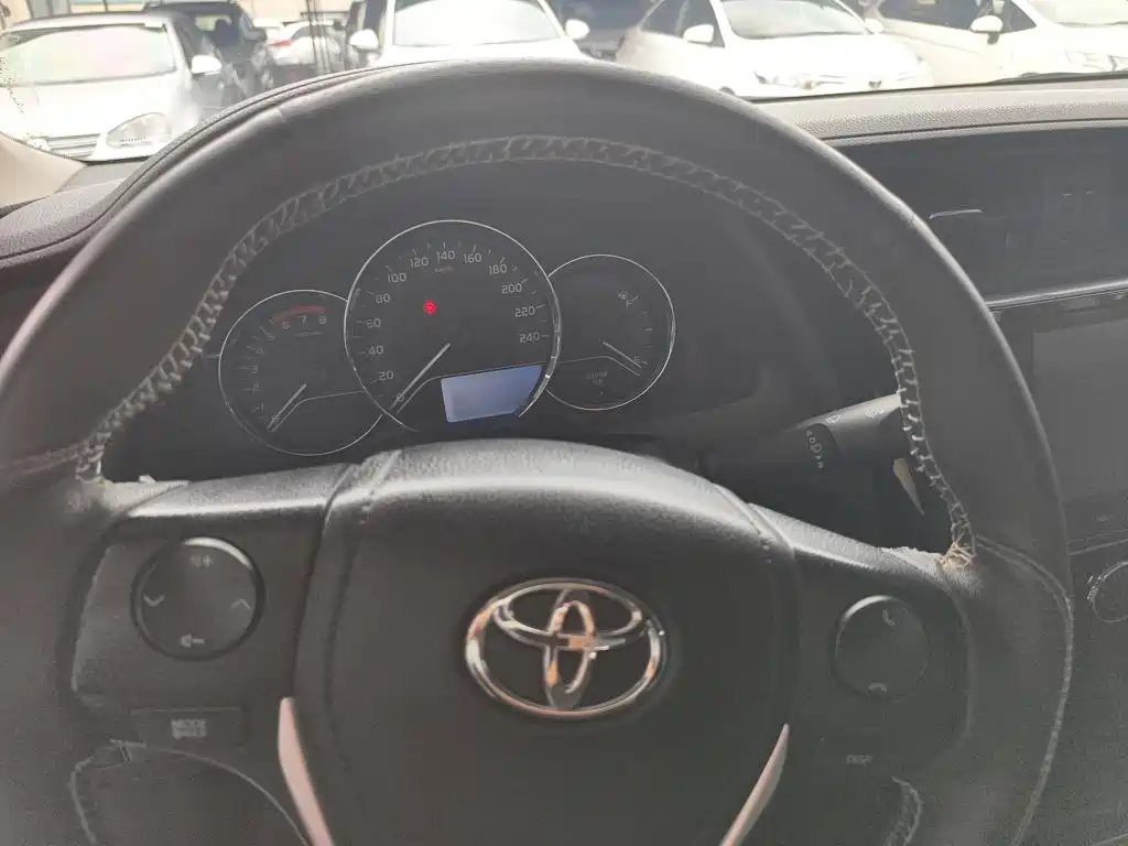Toyota Levin 2018 — фото 12