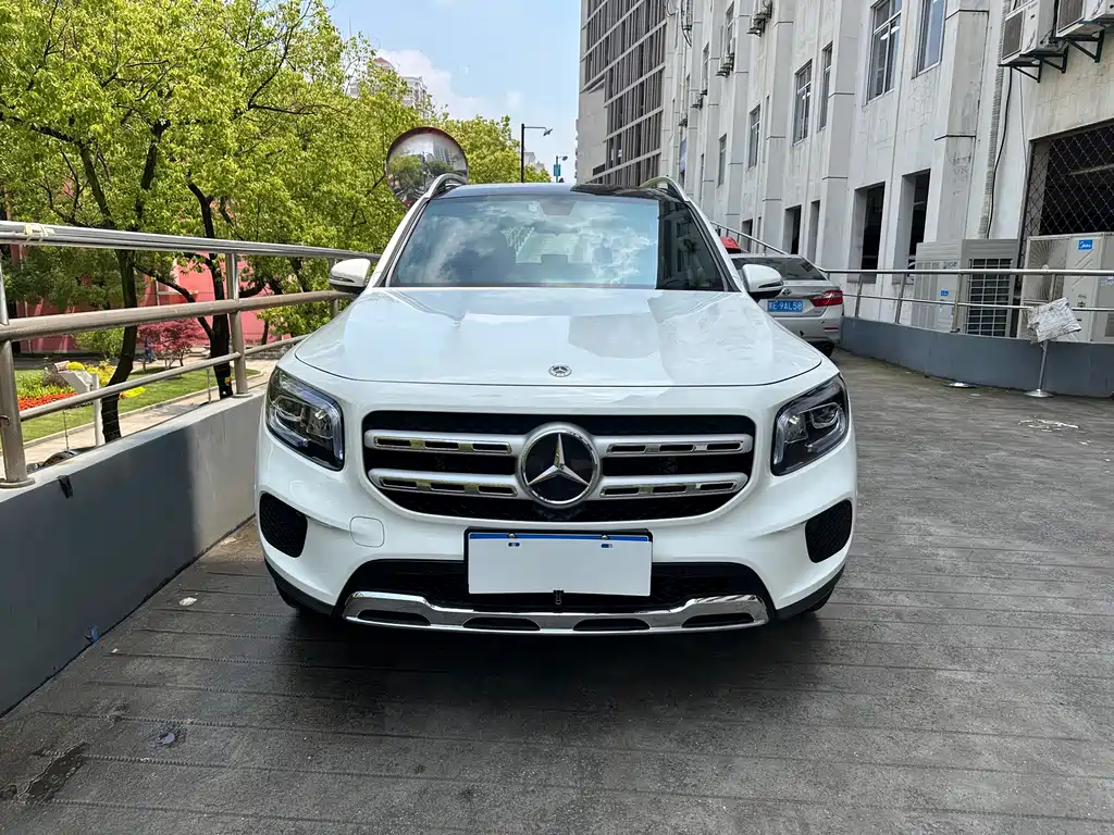 Mercedes-Benz GLB 2022 — фото 2