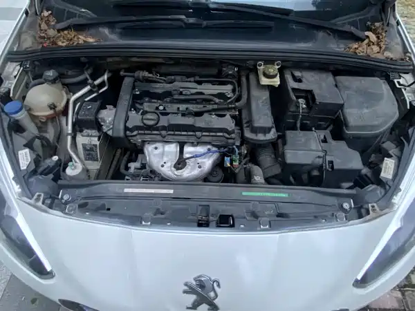 Peugeot 308 2014