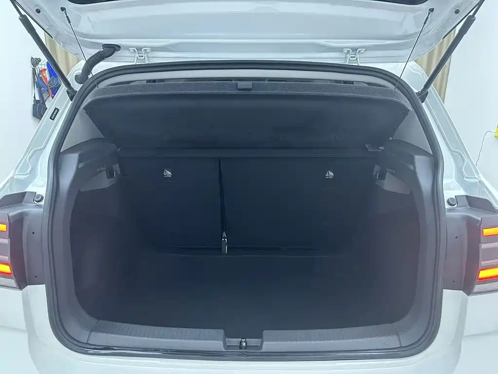Volkswagen T-Cross 2022 — фото 19