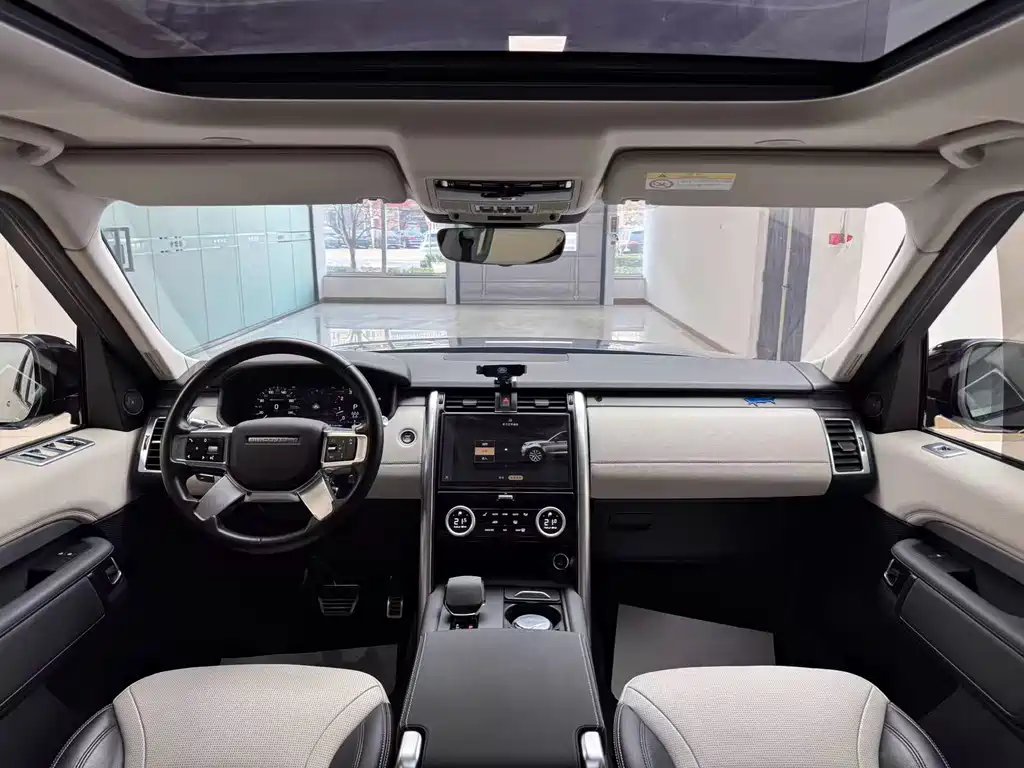 Land Rover Discovery 2021 — фото 14