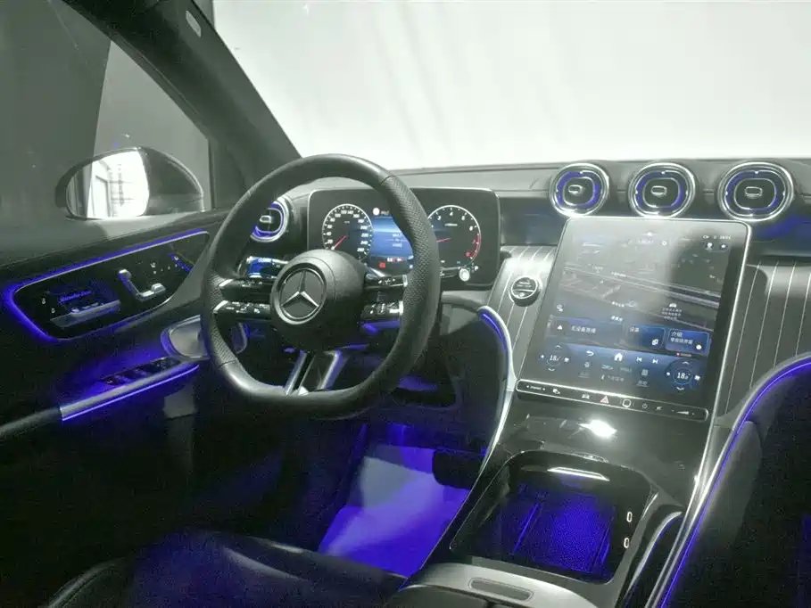 Mercedes-Benz GLC 2023 — фото 7