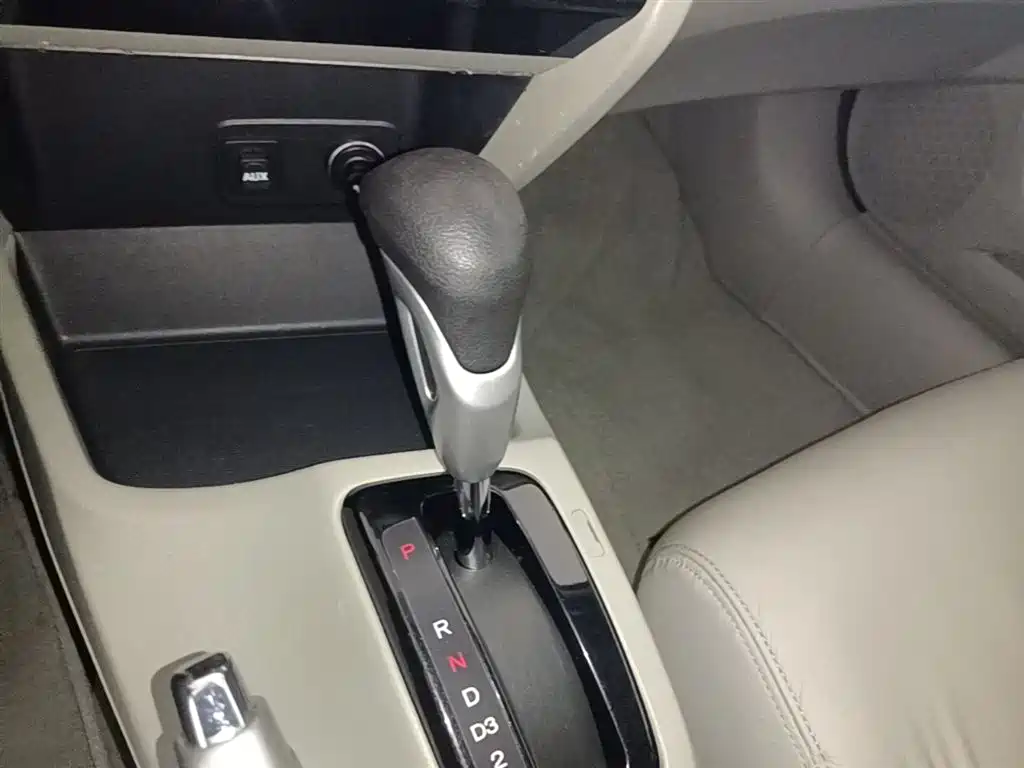 Honda Civic 2014 — фото 14