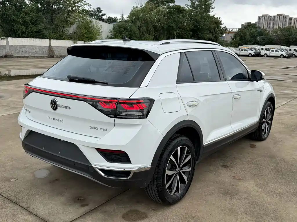 Volkswagen T-Roc 2023