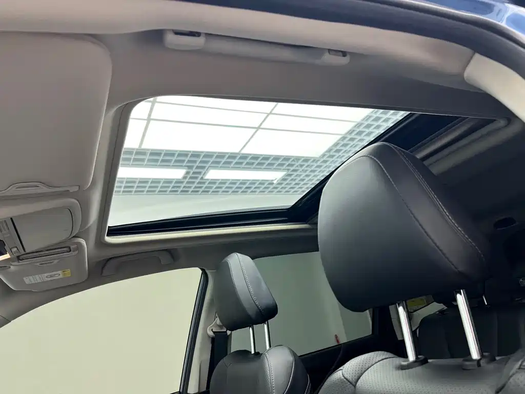 Subaru Forester 2023 — фото 15