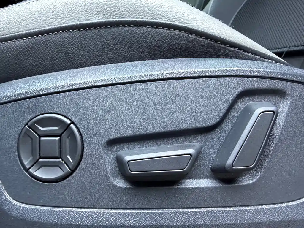 Audi Q3 2022 — фото 9