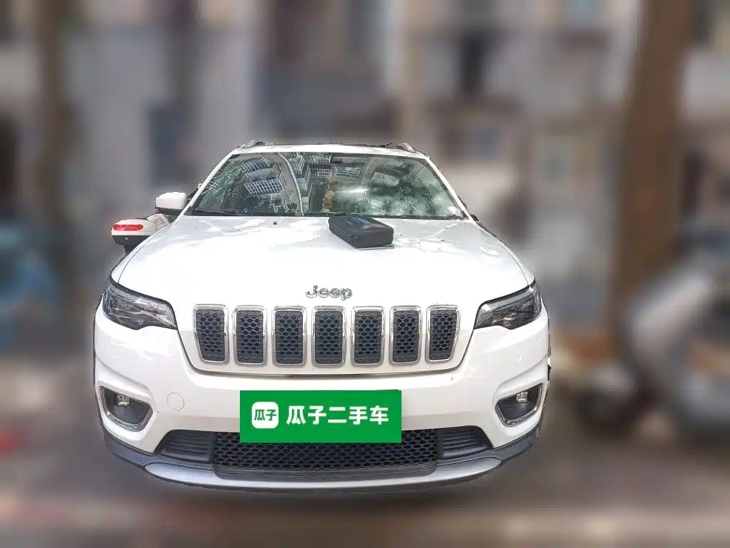 Jeep Cherokee 2019 — фото 2