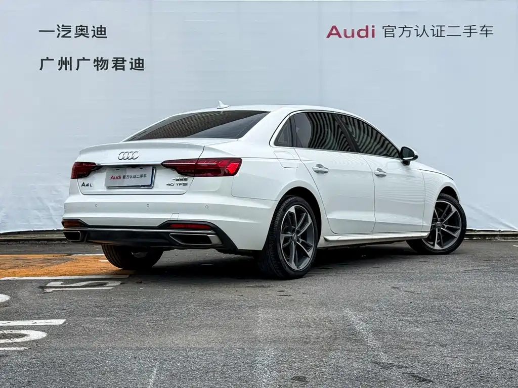 Audi A4L 2020 — фото 4