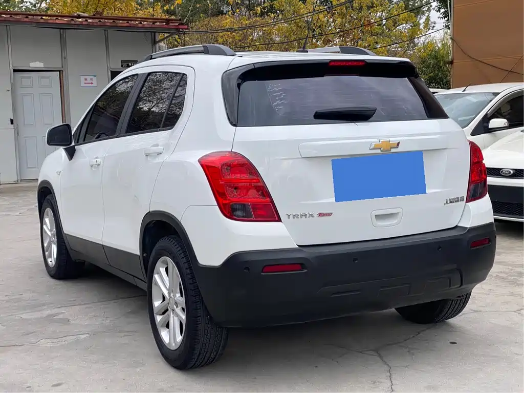 Chevrolet Trax 2015 — фото 14
