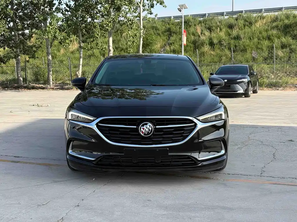 Buick LaCrosse 2019 — фото 2
