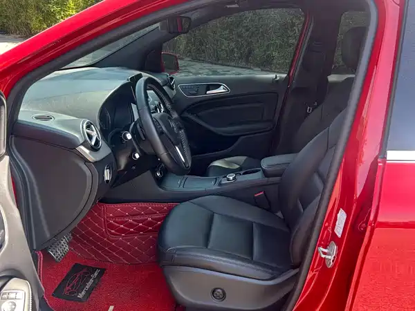 Mercedes-Benz B-Class 2015