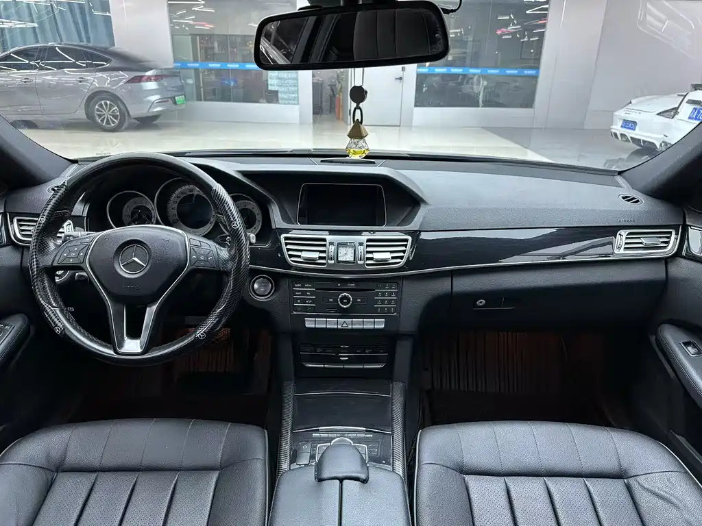 Mercedes-Benz E-Class 2015 — фото 5