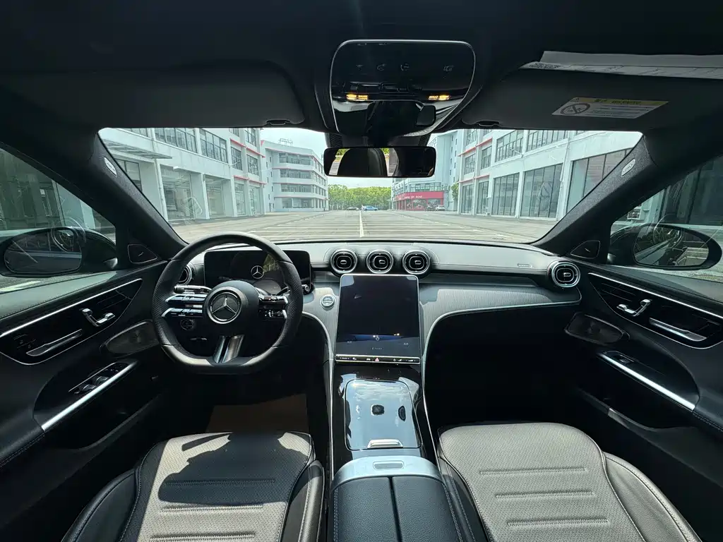 Mercedes-Benz C-Class 2022 — фото 13
