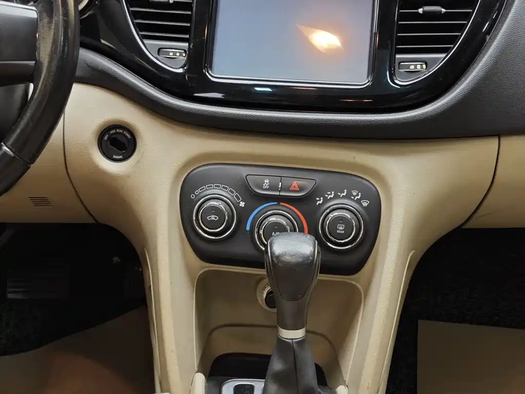 Fiat Viaggio 2014 — фото 18