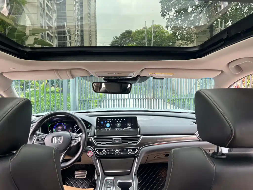 Honda Accord 2023 — фото 14