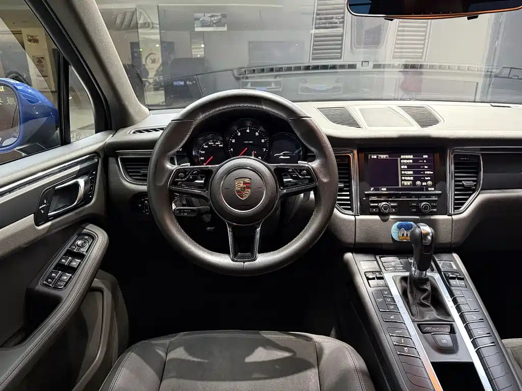 Porsche Macan 2016 — фото 8