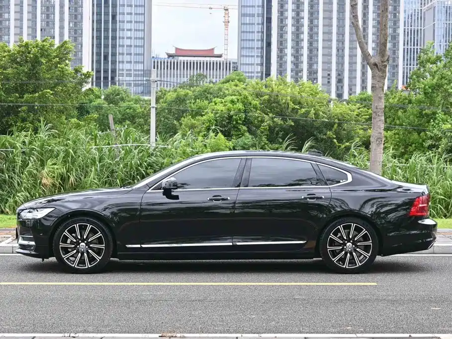 Volvo S90 2017 — фото 3