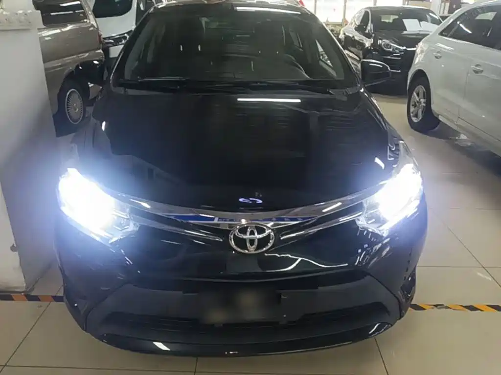 Toyota Vios 2015 — фото 3