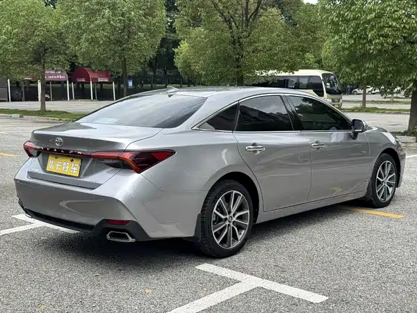 Toyota Avalon 2022