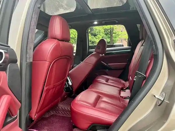 Porsche Cayenne 2016