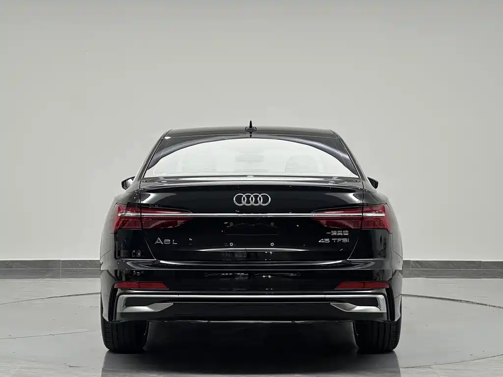 Audi A6L 2023 — фото 8