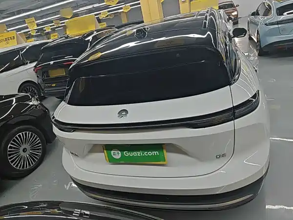 NIO ES6 2024