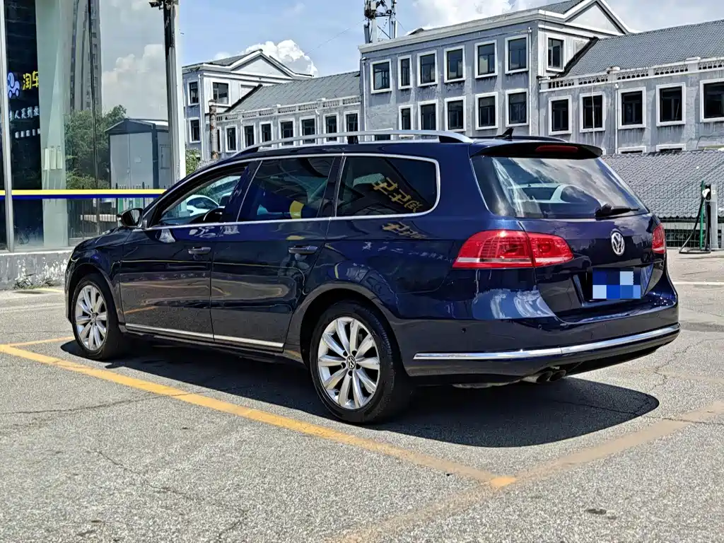 Volkswagen Magotan 2013