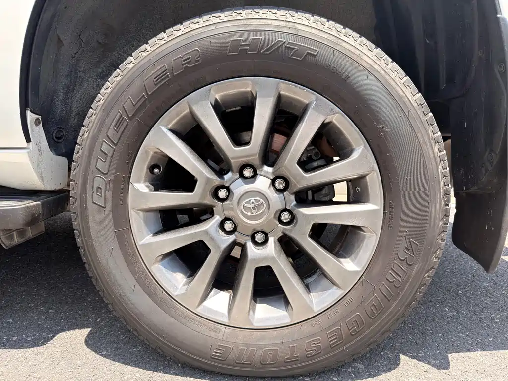 Toyota Prado 2016 — фото 11