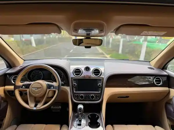 Bentley Bentayga 2016