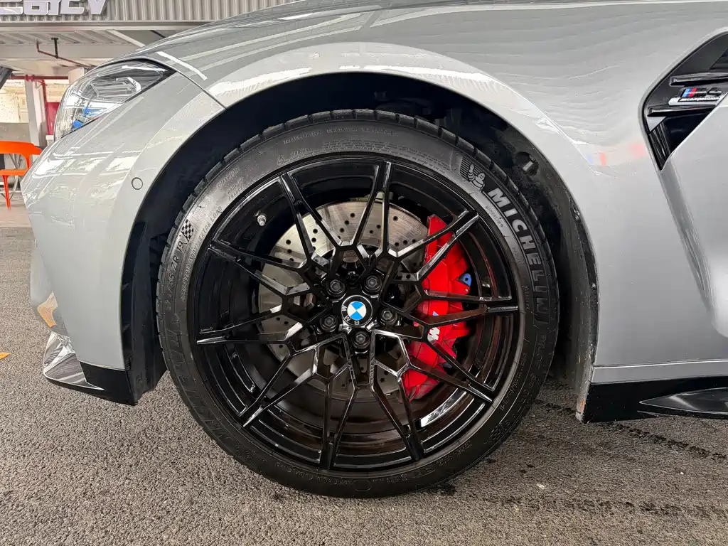 BMW M4 2023 — фото 9