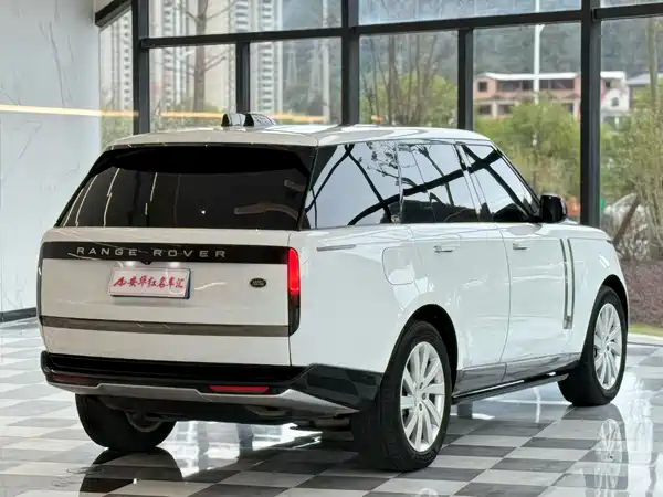 Land Rover Range Rover 2023