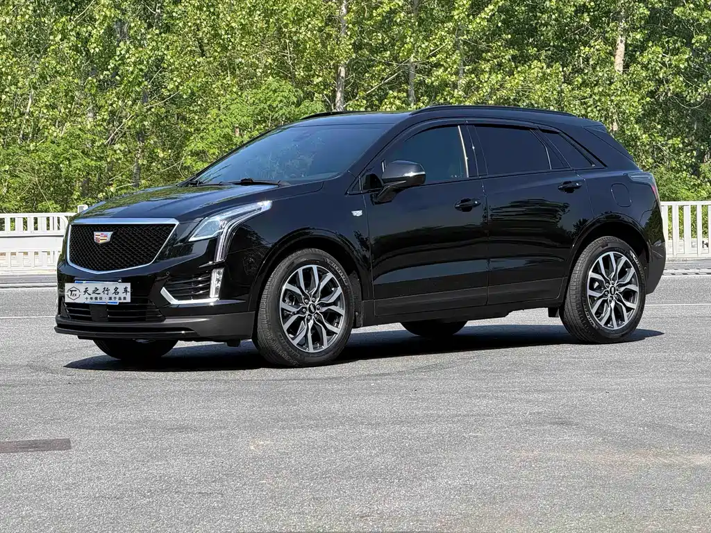 Cadillac XT5 2024 — фото 1