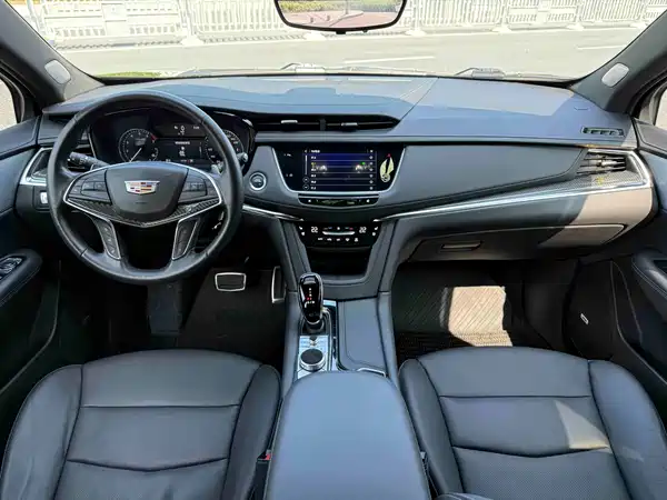 Cadillac XT5 2023