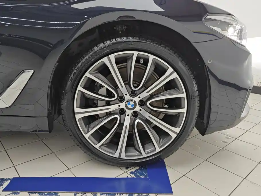 BMW 5 Series 2020