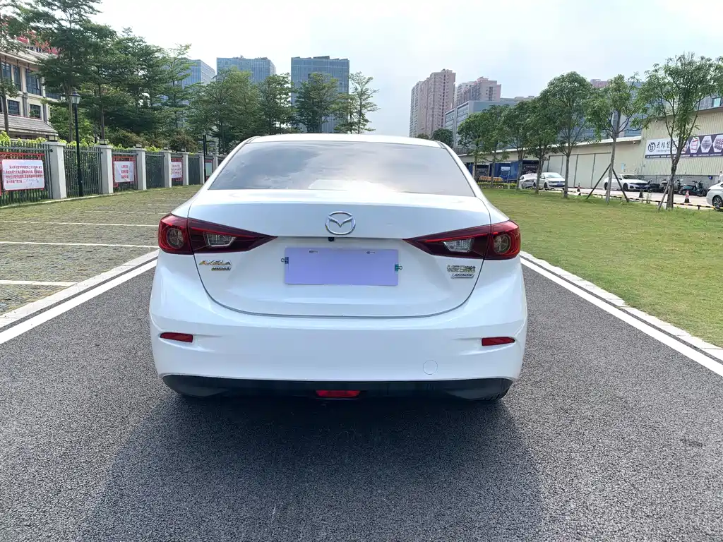 Mazda 3 Axela 2017