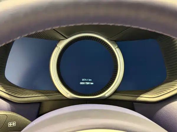 Aston Martin DB11 2019