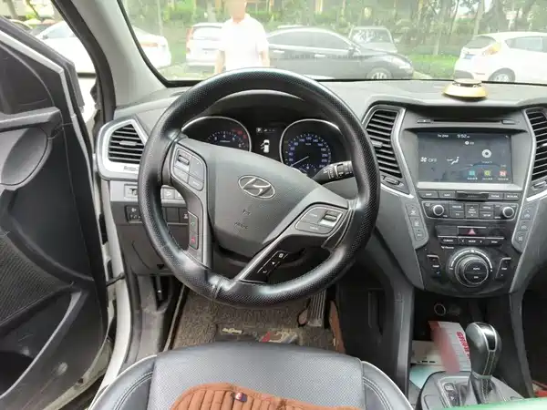Hyundai Santa Fe 2018