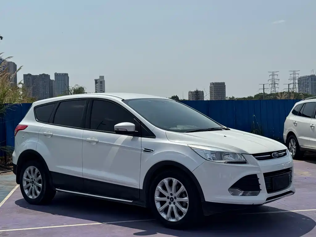 Ford Kuga 2016 — фото 3