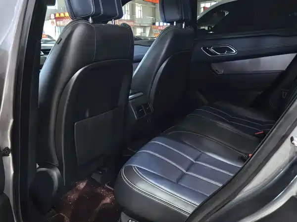 Land Rover Range Rover Velar 2022