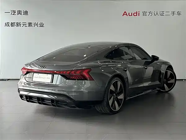 Audi e-tron GT 2025