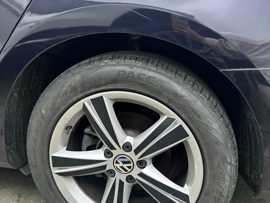 Volkswagen Passat 2015 — фото 8